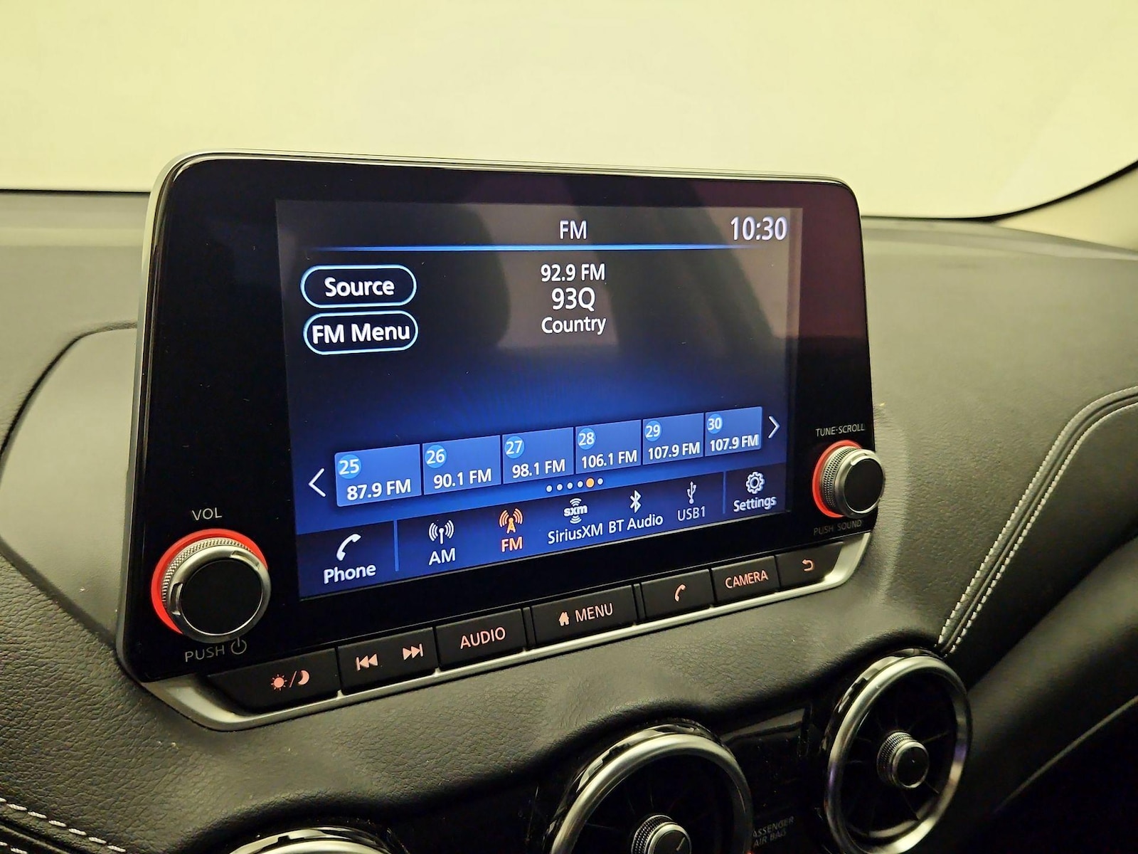 2025 Nissan Sentra SV - Photo 16