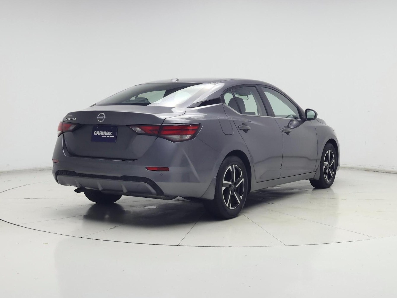 2025 Nissan Sentra SV - Photo 9