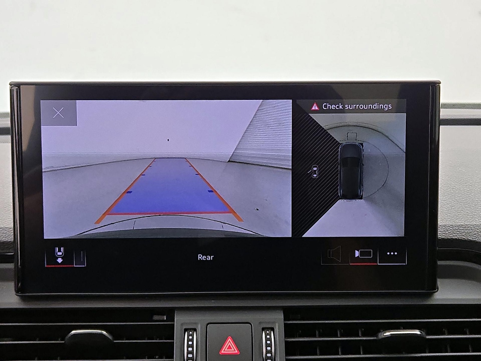 2023 Audi Q5 Premium Plus - Photo 16