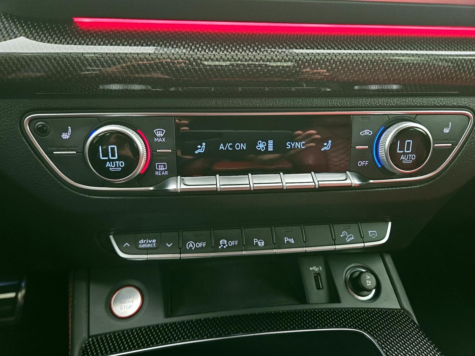 2023 Audi SQ5 Prestige - Photo 18