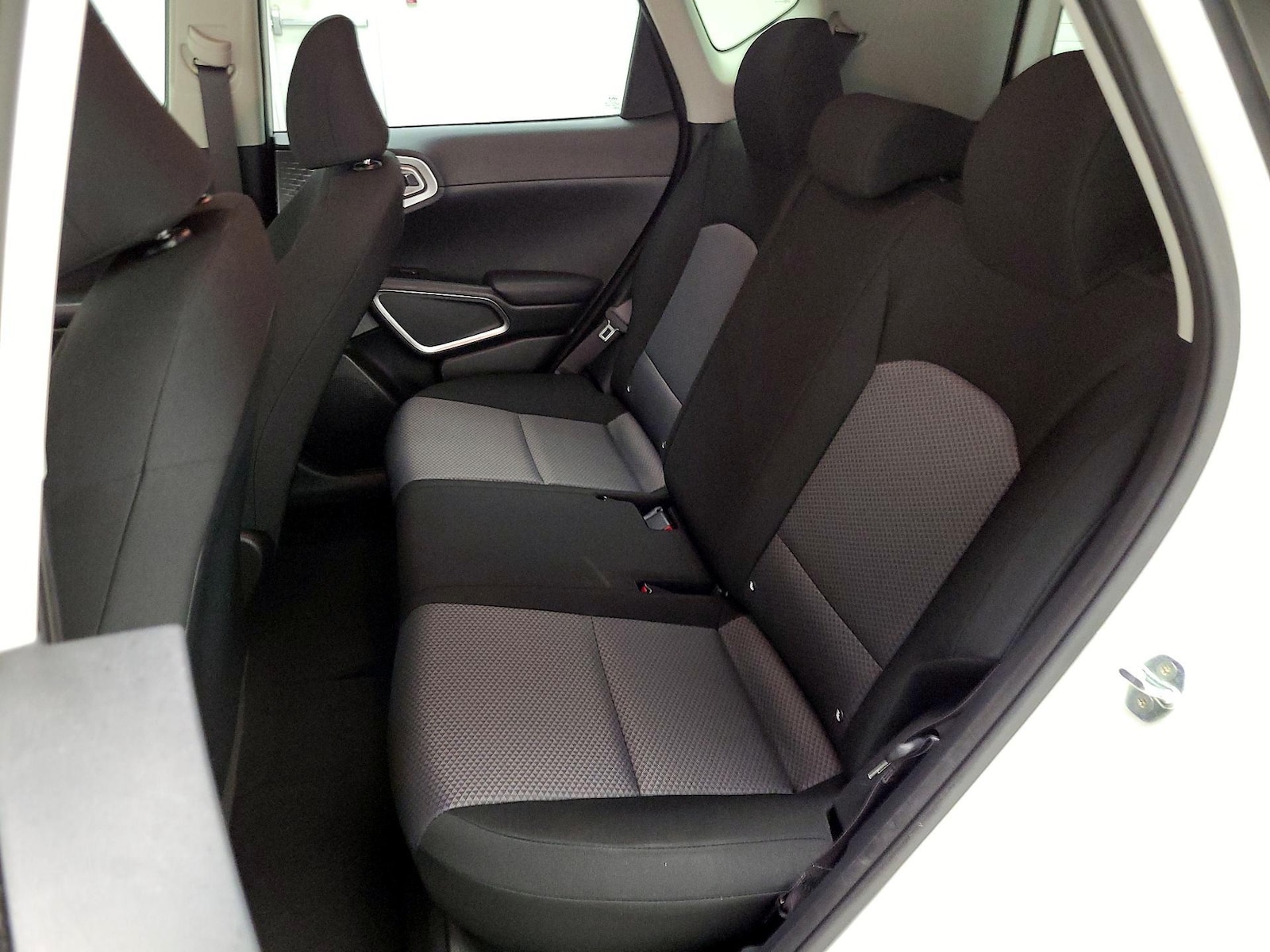 2023 Kia Soul LX - Photo 21