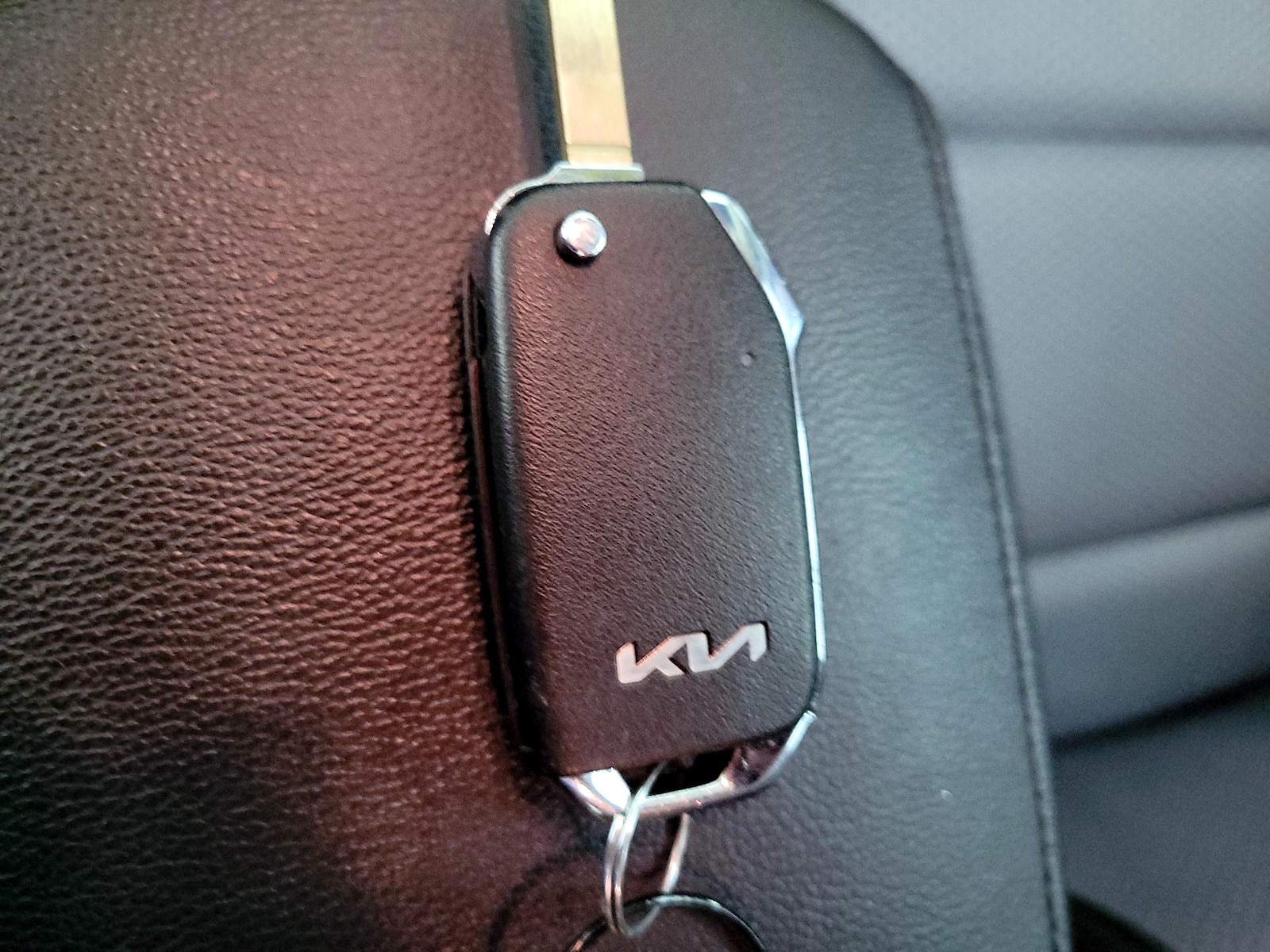 2023 Kia Soul LX - Photo 24