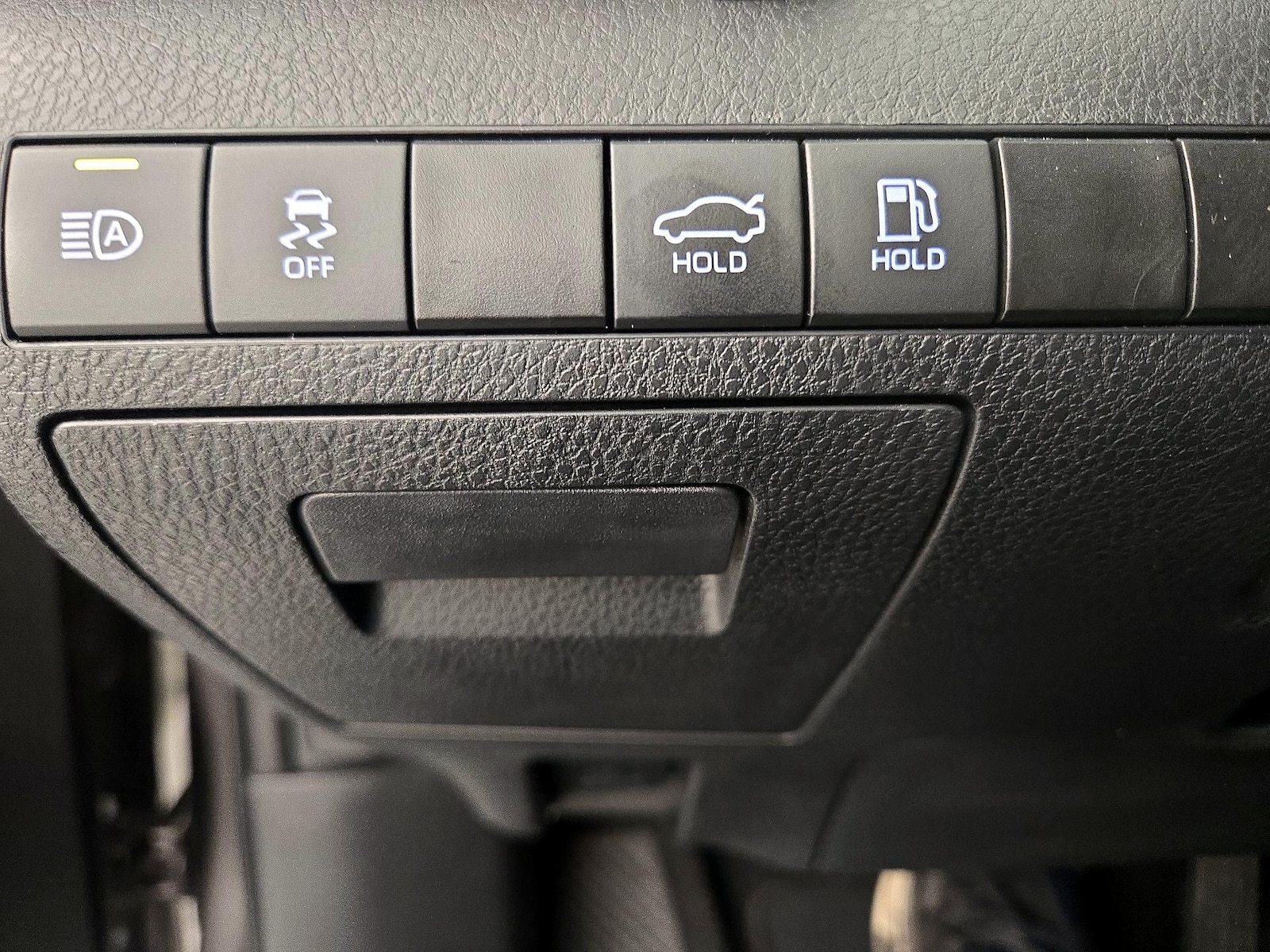 2024 Toyota Camry XSE - Photo 14