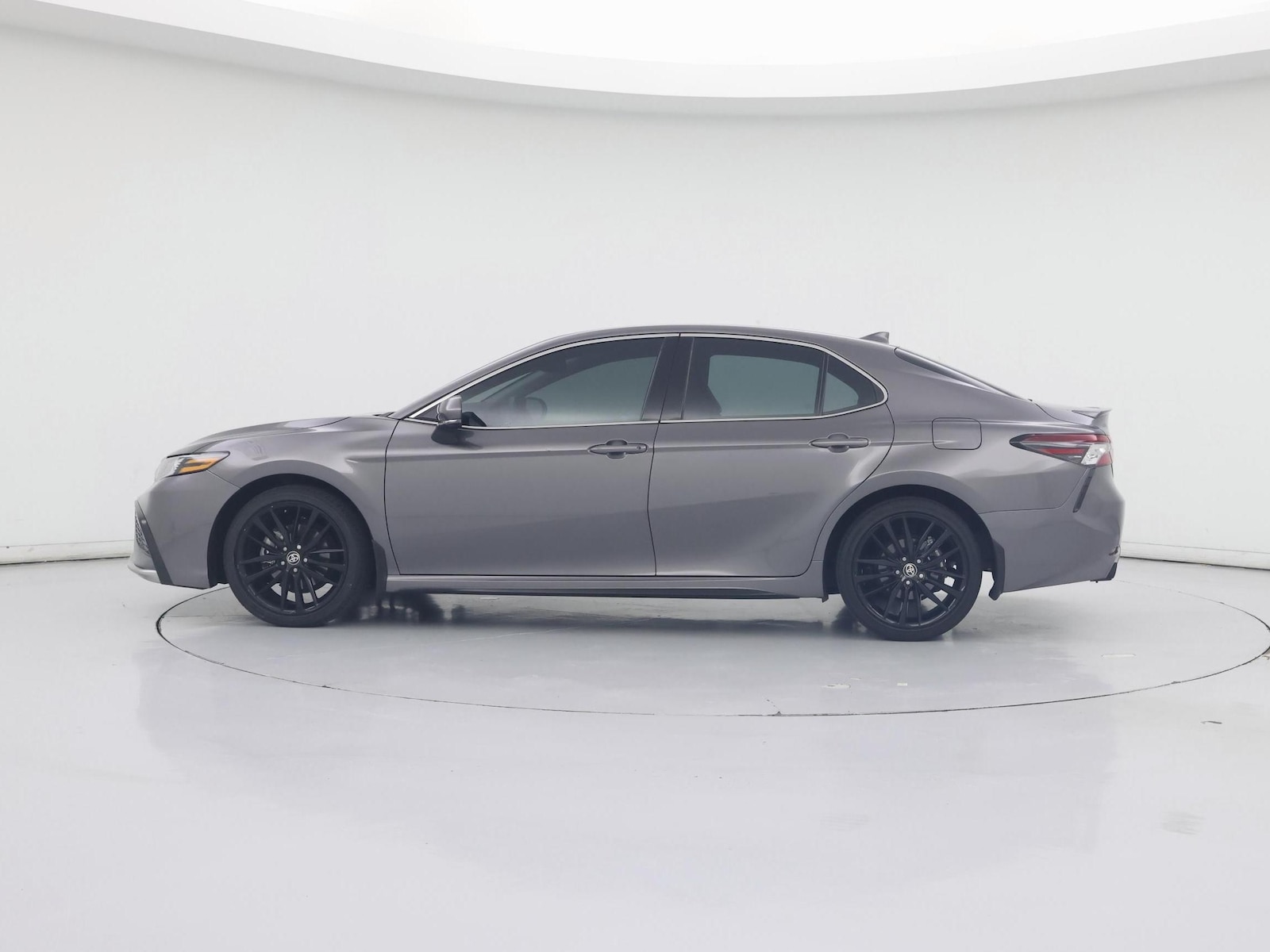 2024 Toyota Camry XSE - Photo 4
