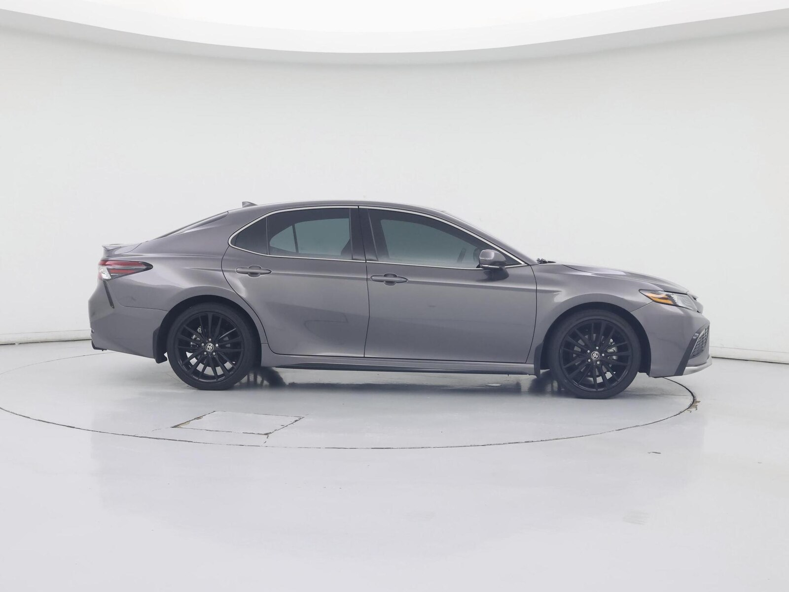 2024 Toyota Camry XSE - Photo 8