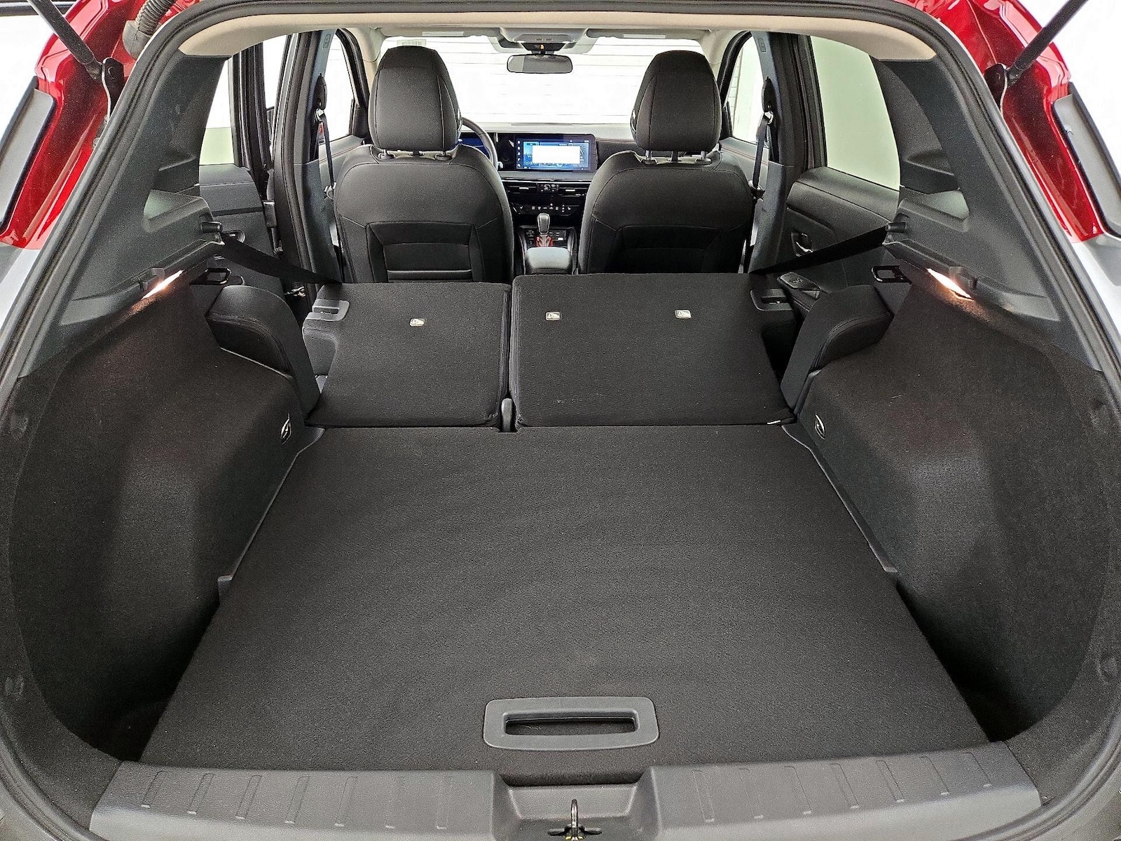 2025 Nissan Kicks SR - Photo 23