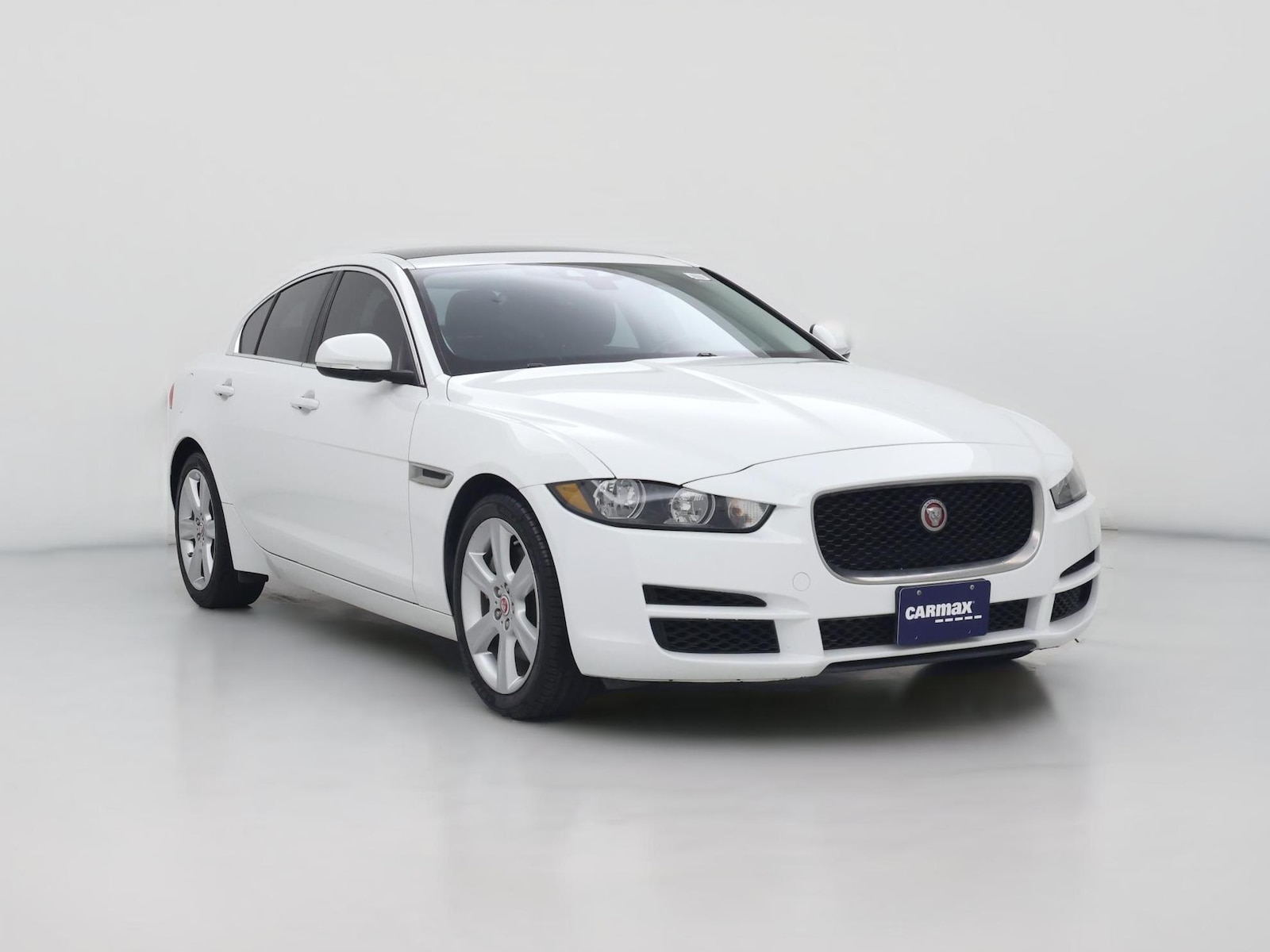 2019 Jaguar XE