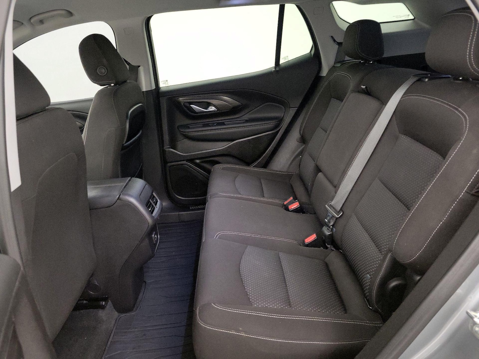 2024 GMC Terrain SLE - Photo 19
