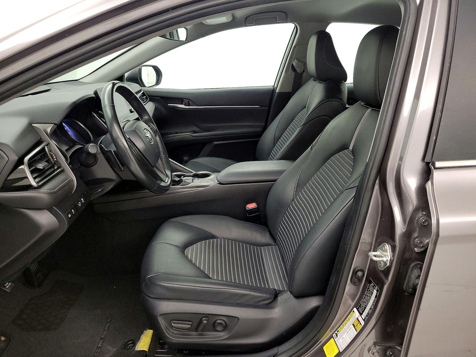 Power Seat(s) & Side Airbags