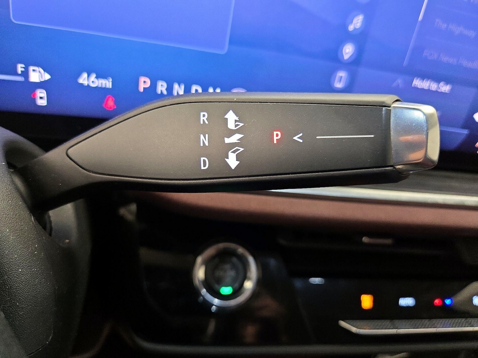 2025 Buick Envision Sport Touring - Photo 18