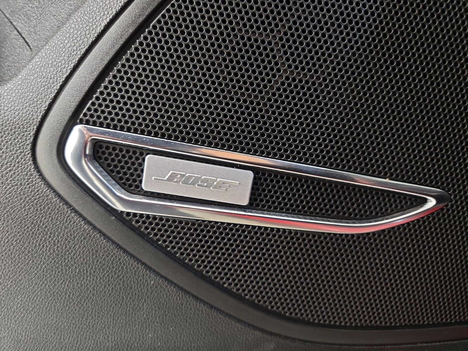 2025 Buick Envision Sport Touring - Photo 24