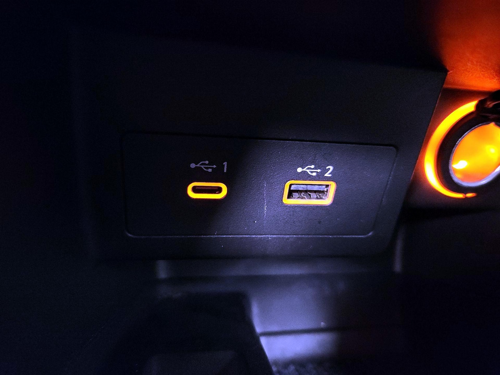2023 Nissan Kicks SR - Photo 19