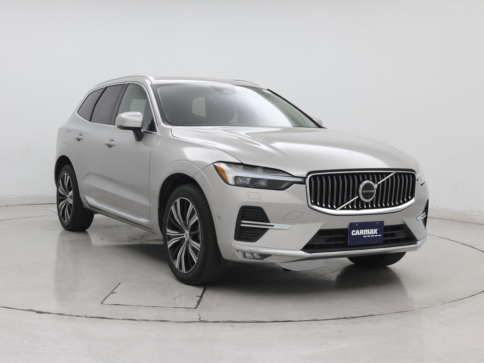 2023 Volvo XC60 Plus - Photo 2
