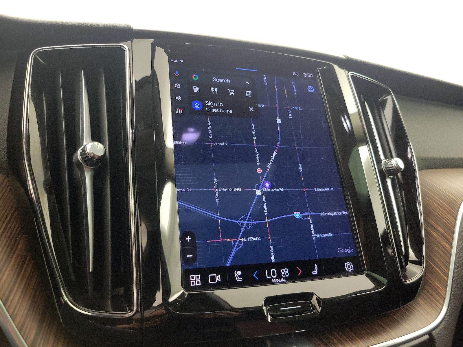 2023 Volvo XC60 Plus - Photo 15