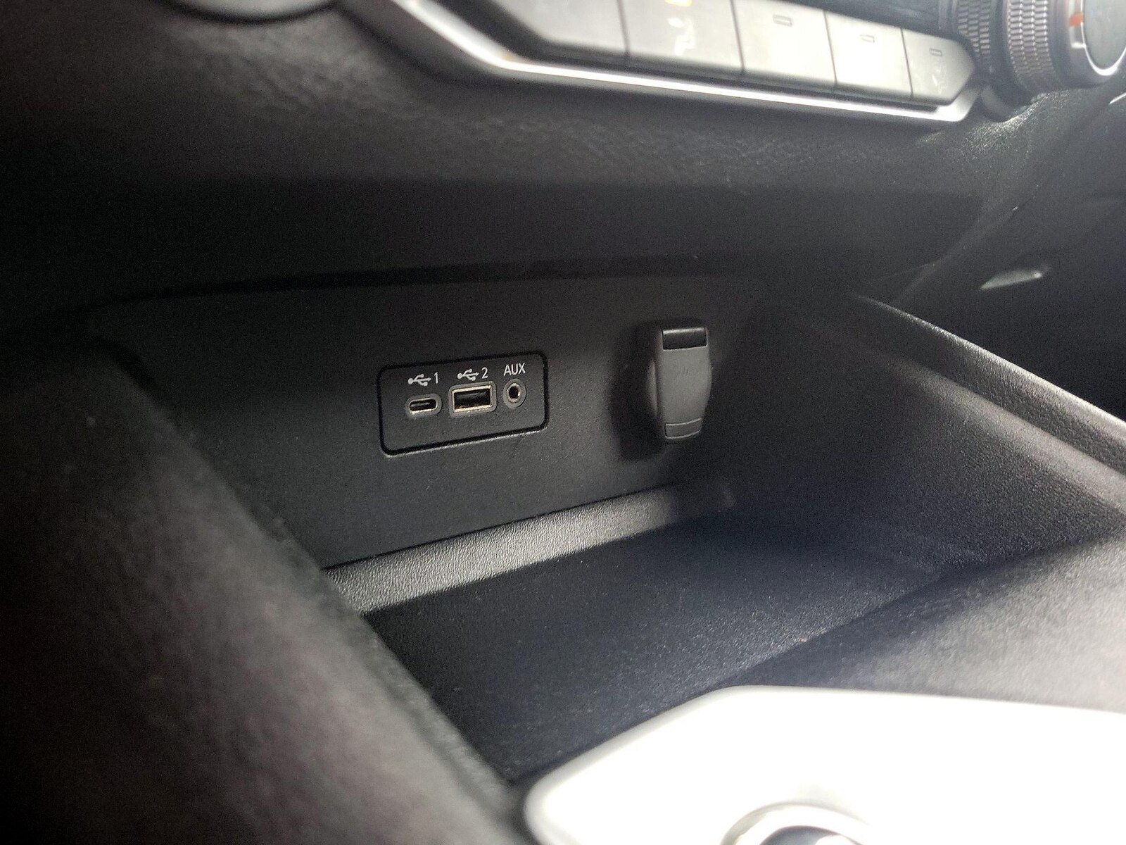 2025 Nissan Altima SV - Photo 19