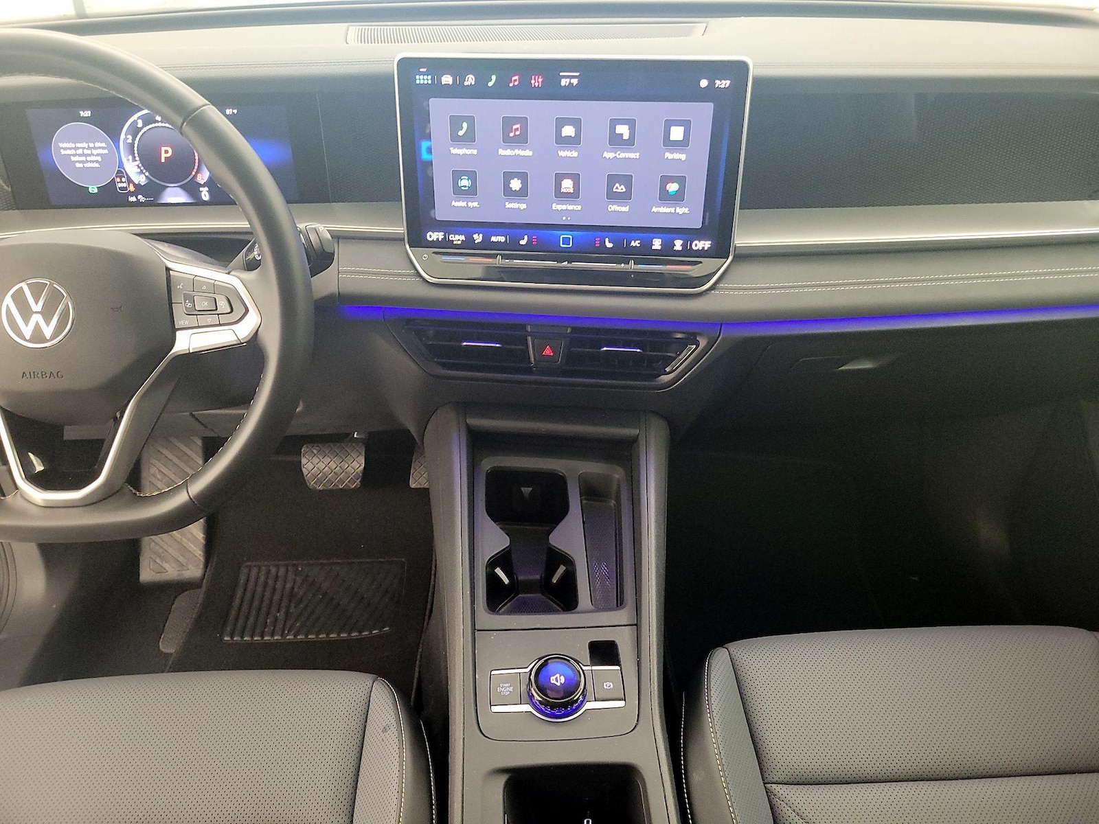 2026 Volkswagen Tiguan SE - Photo 10