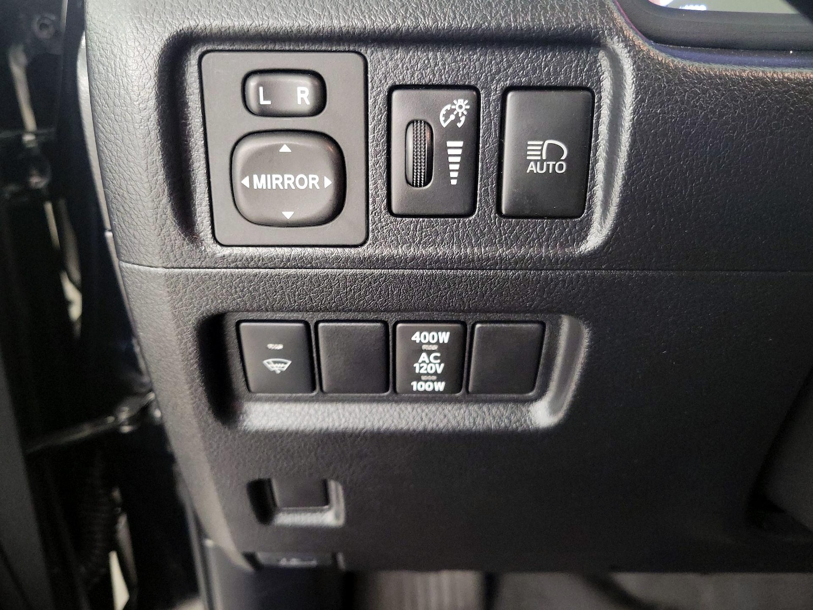 2021 Toyota 4Runner Limited - Photo 14