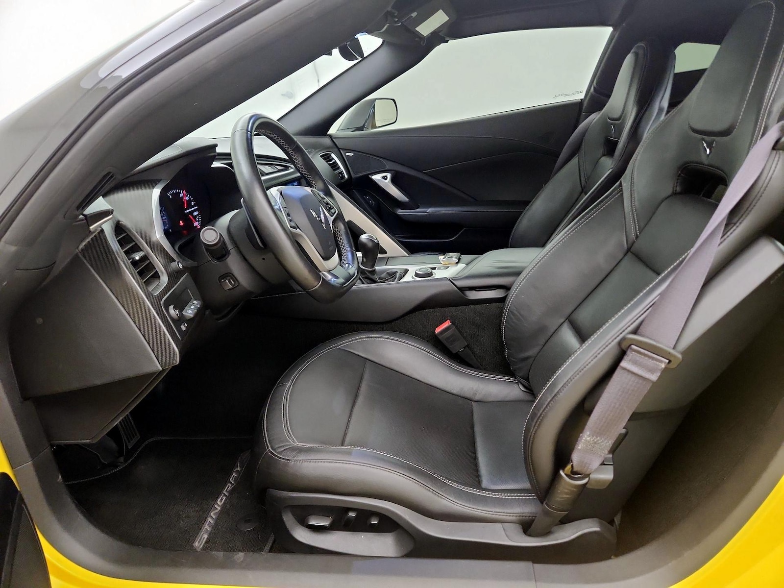 2016 Chevrolet Corvette 2LT - Photo 12