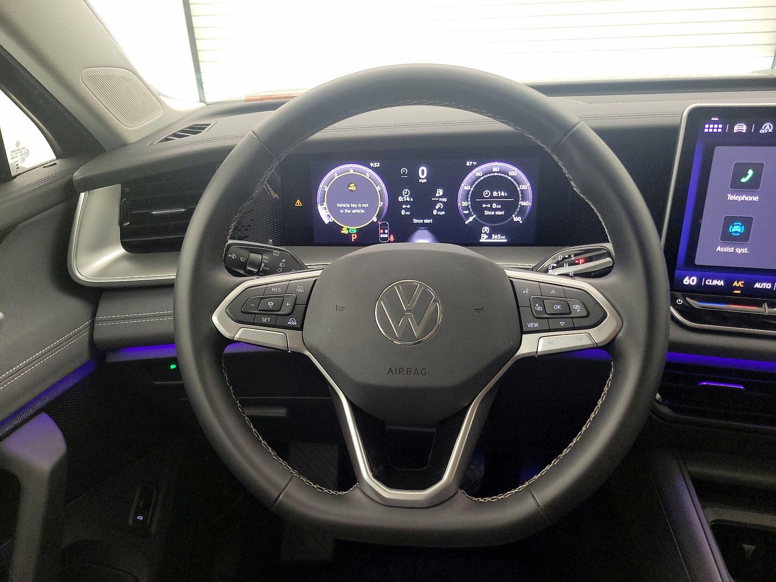 2026 Volkswagen Tiguan SE - Photo 11