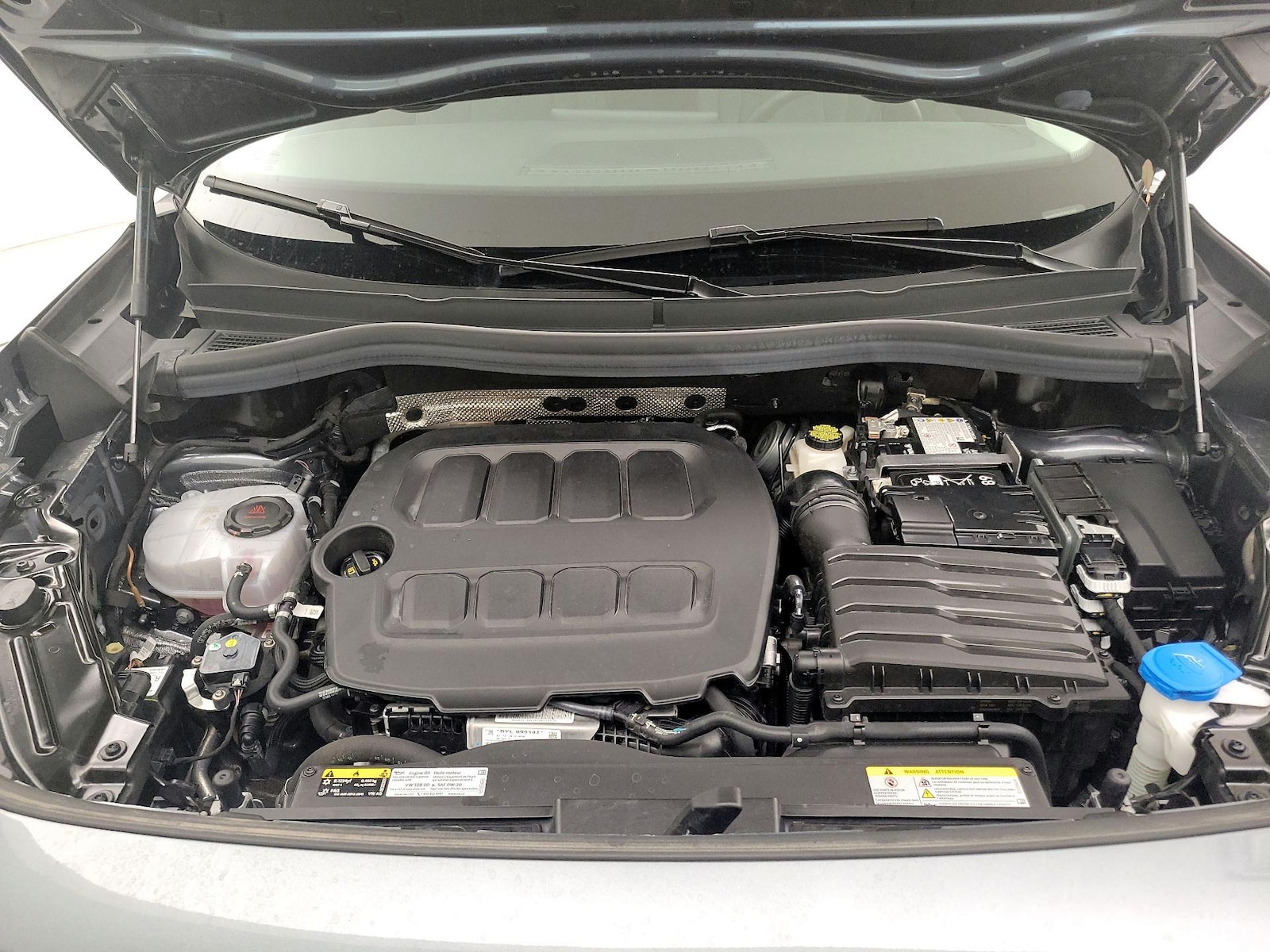 2026 Volkswagen Tiguan SE - Photo 22