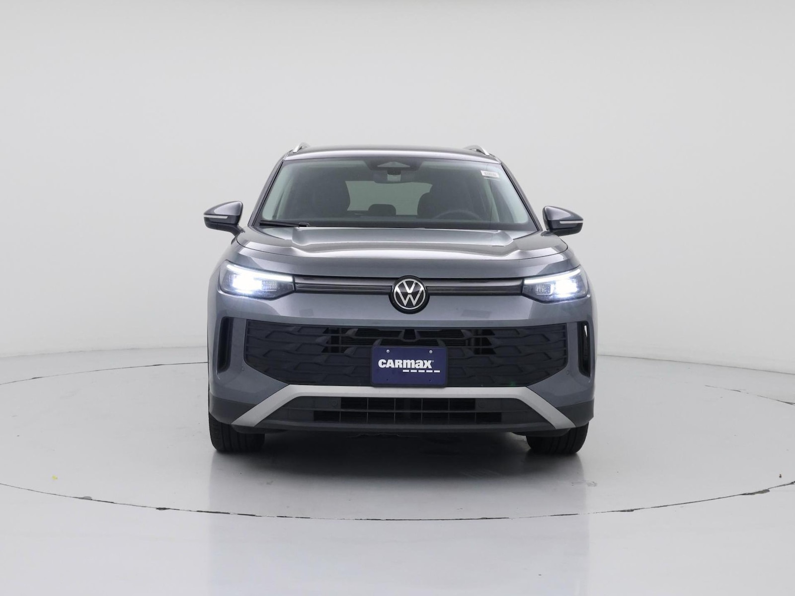 2026 Volkswagen Tiguan SE - Photo 6
