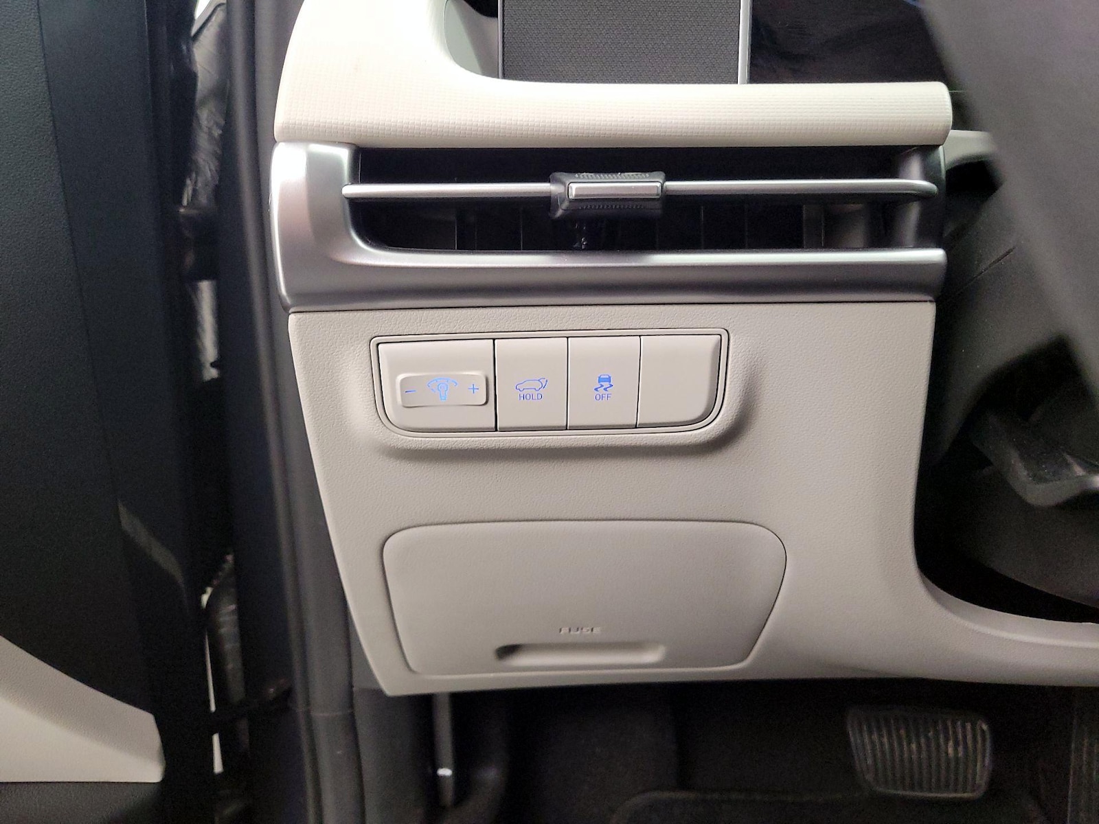 2025 Hyundai Tucson SEL - Photo 14