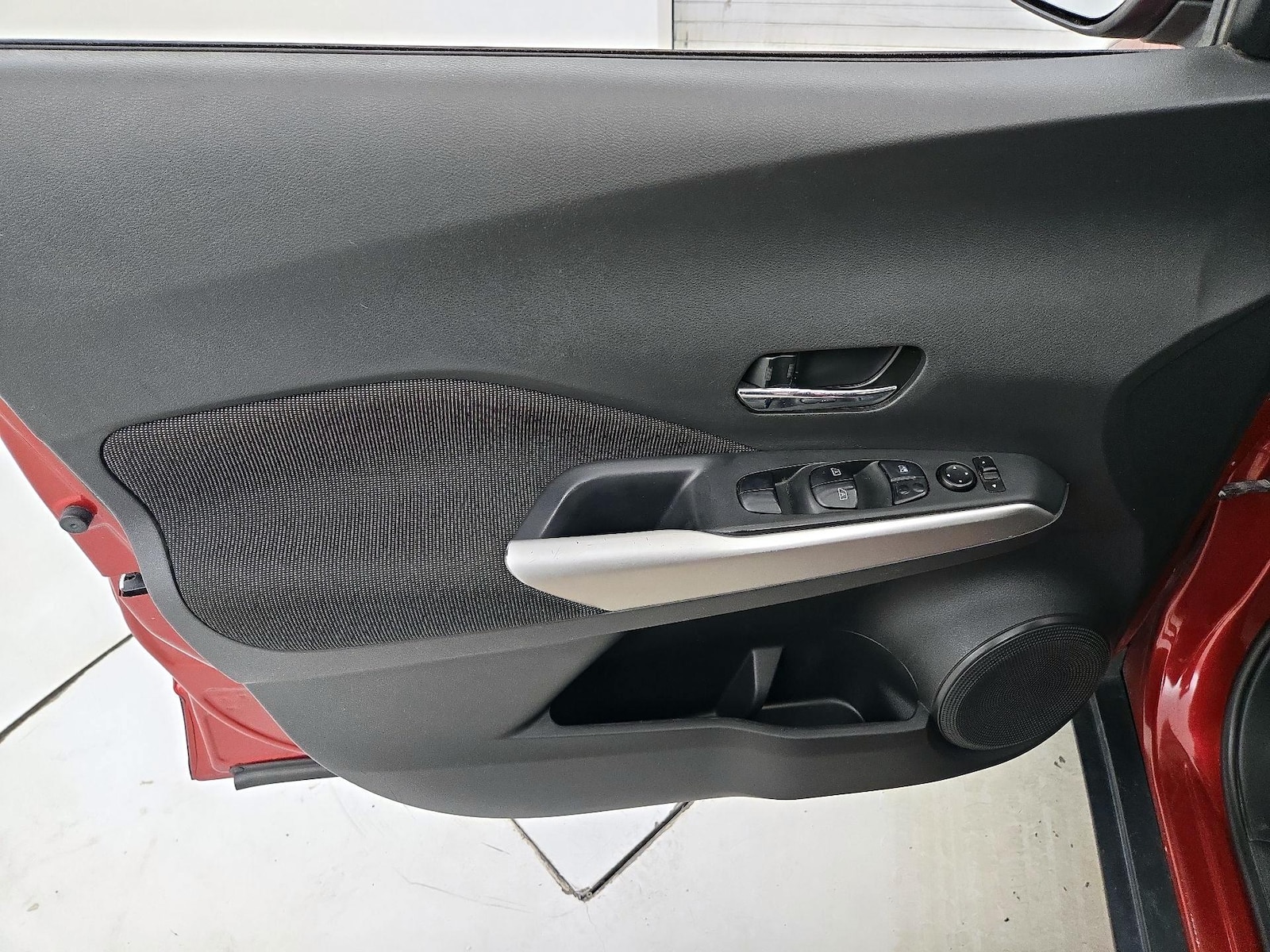2020 Nissan Kicks SV - Photo 13