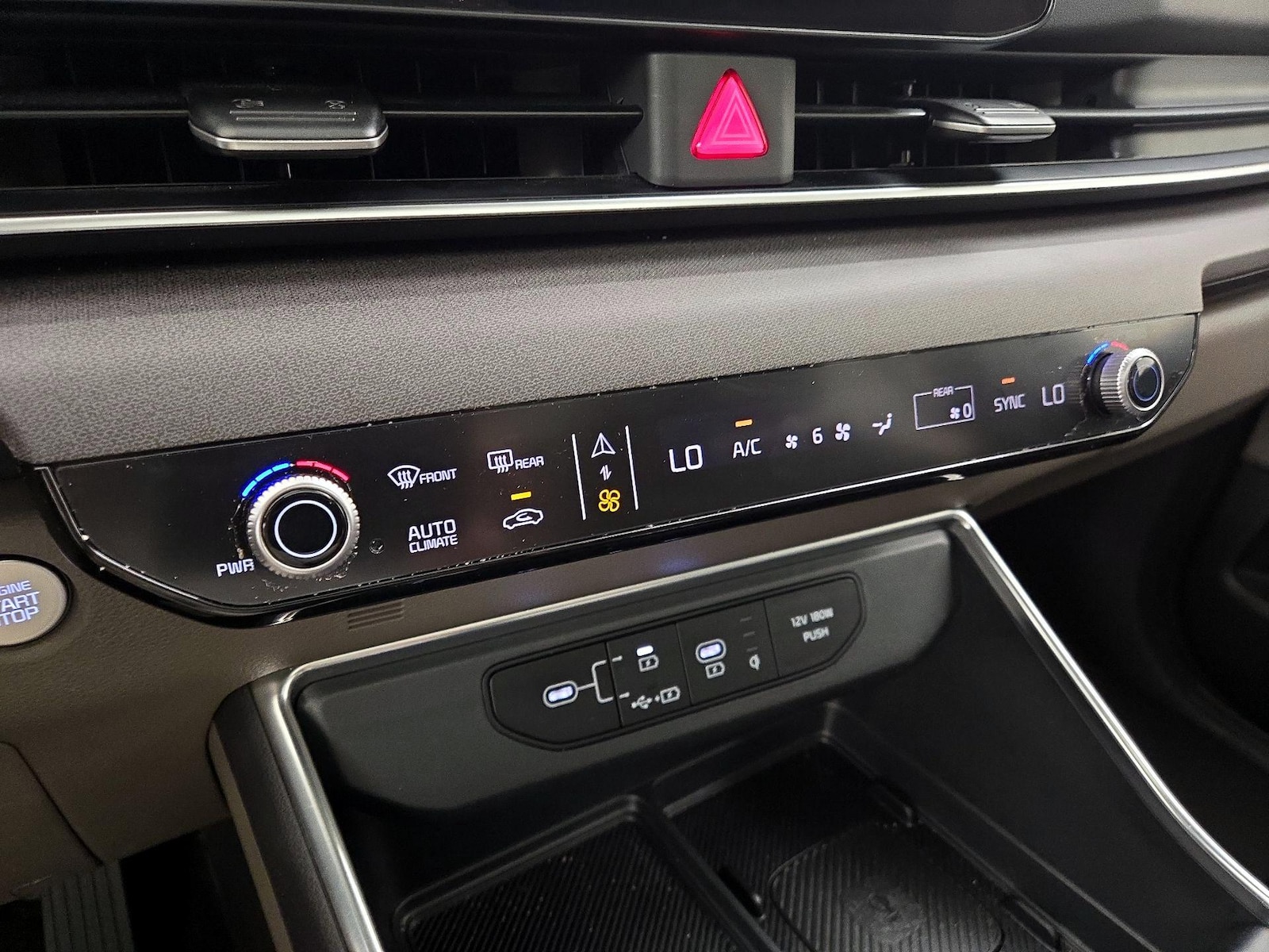 2026 Kia Carnival SX - Photo 18