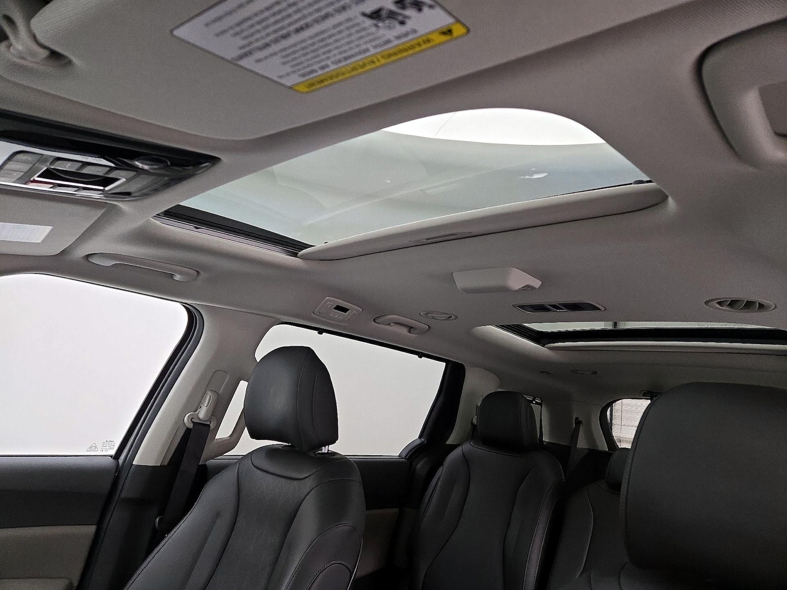 2026 Kia Carnival SX - Photo 21