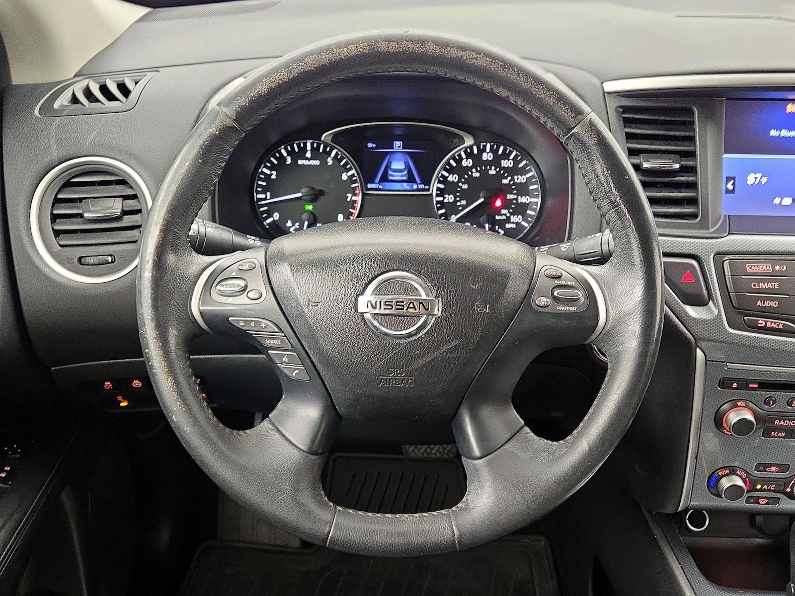 2017 Nissan Pathfinder SL - Photo 11