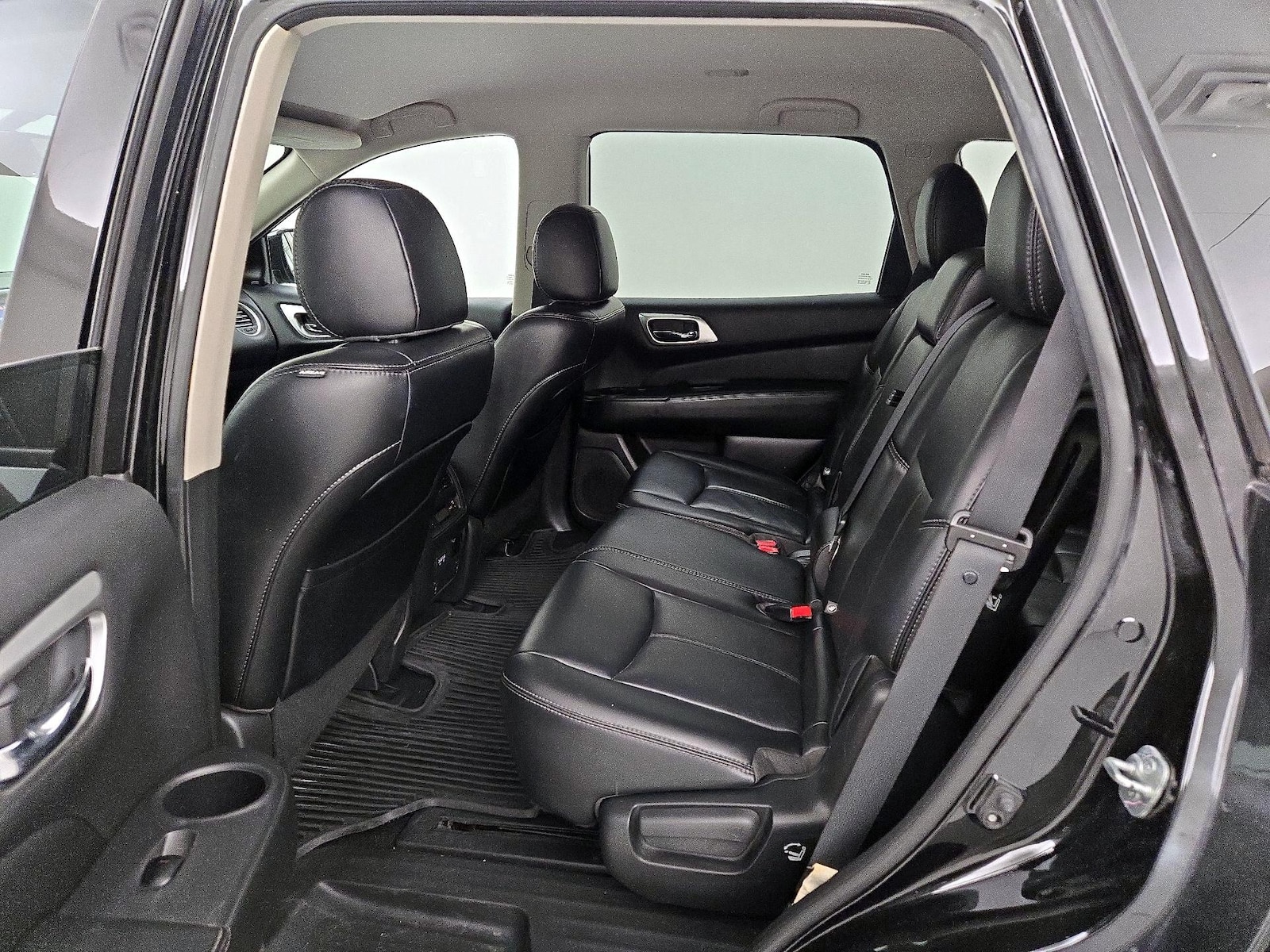 2017 Nissan Pathfinder SL - Photo 20