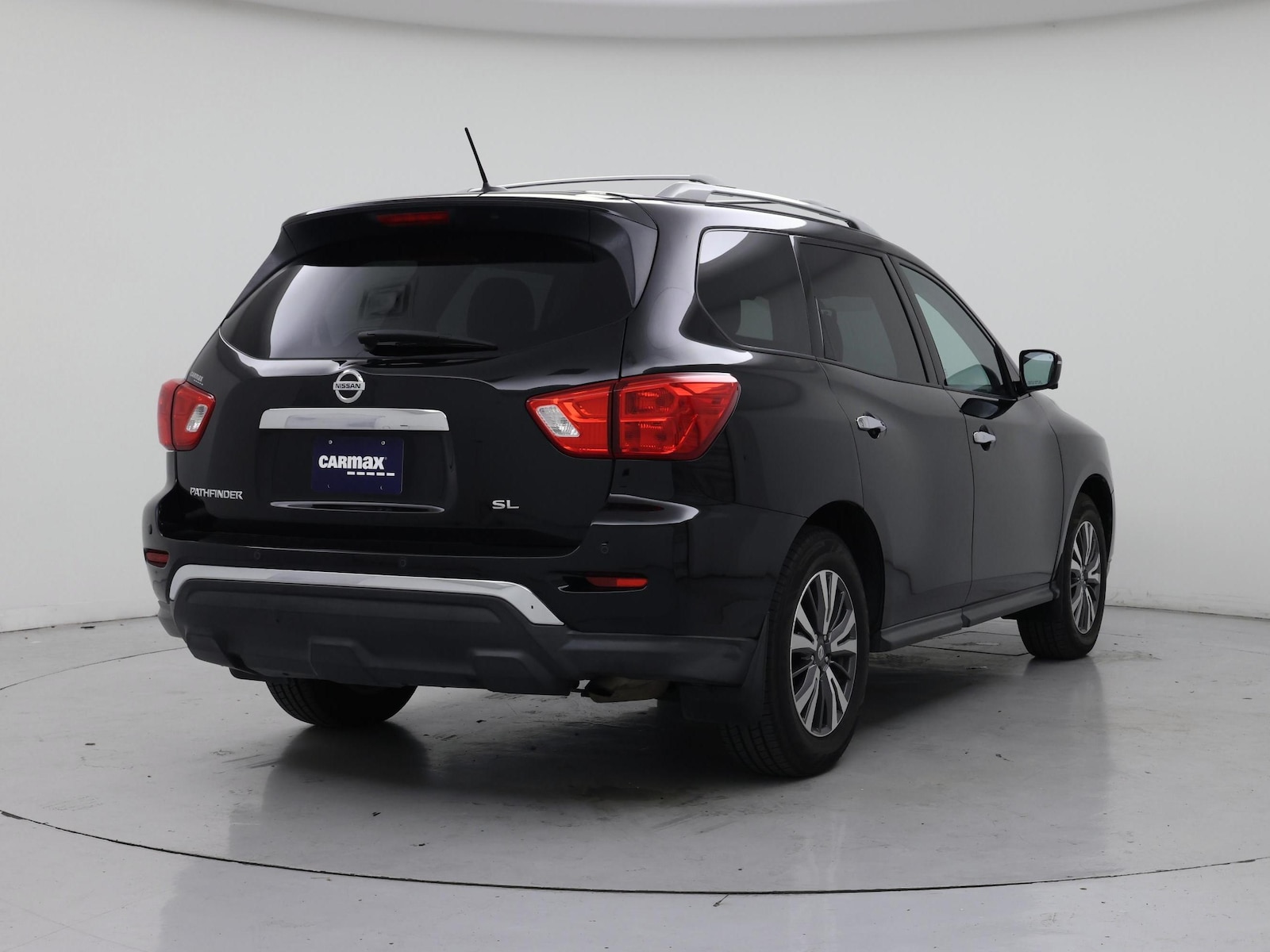 2017 Nissan Pathfinder SL - Photo 9