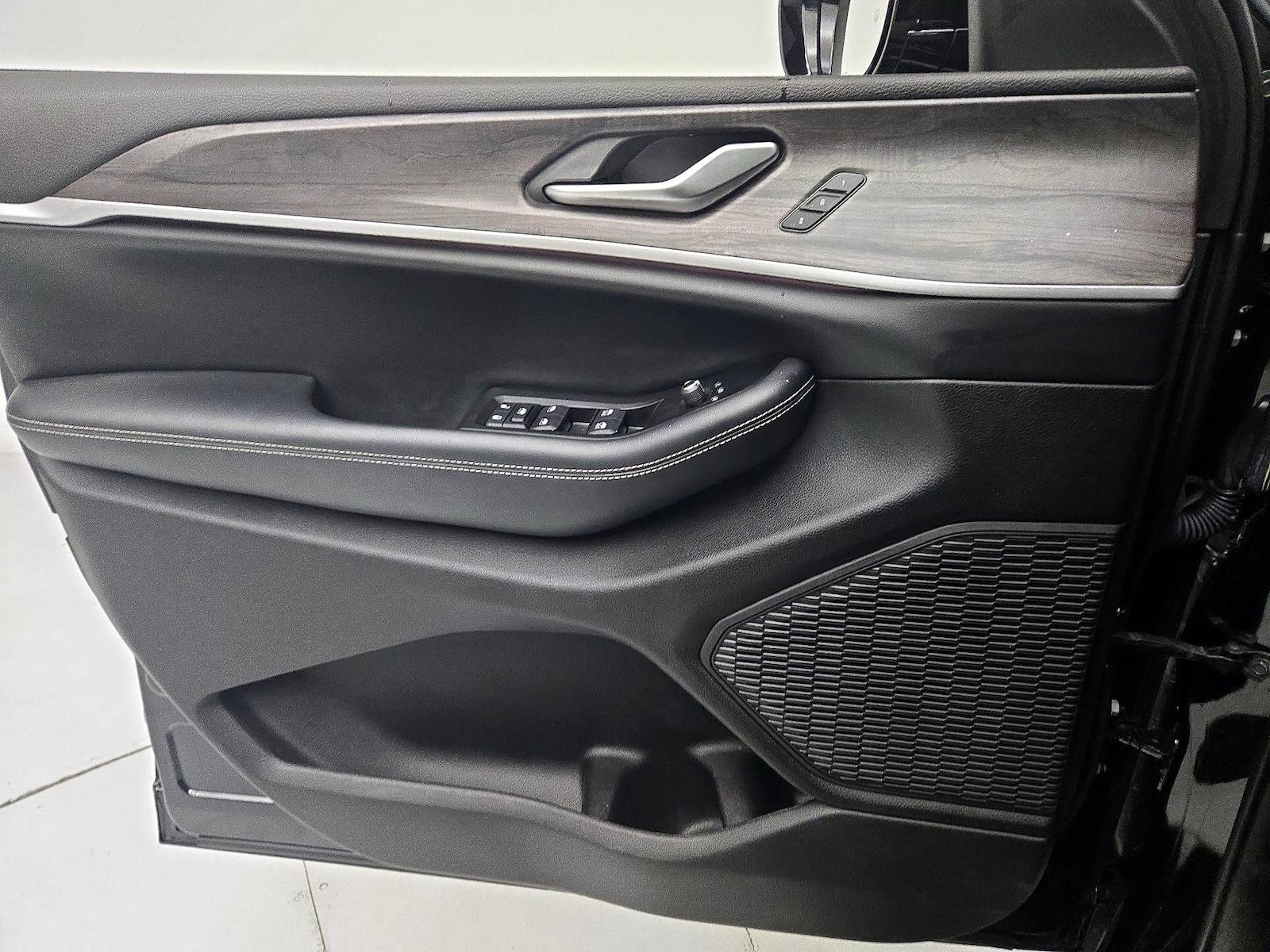 2023 Jeep Grand Cherokee Limited - Photo 13