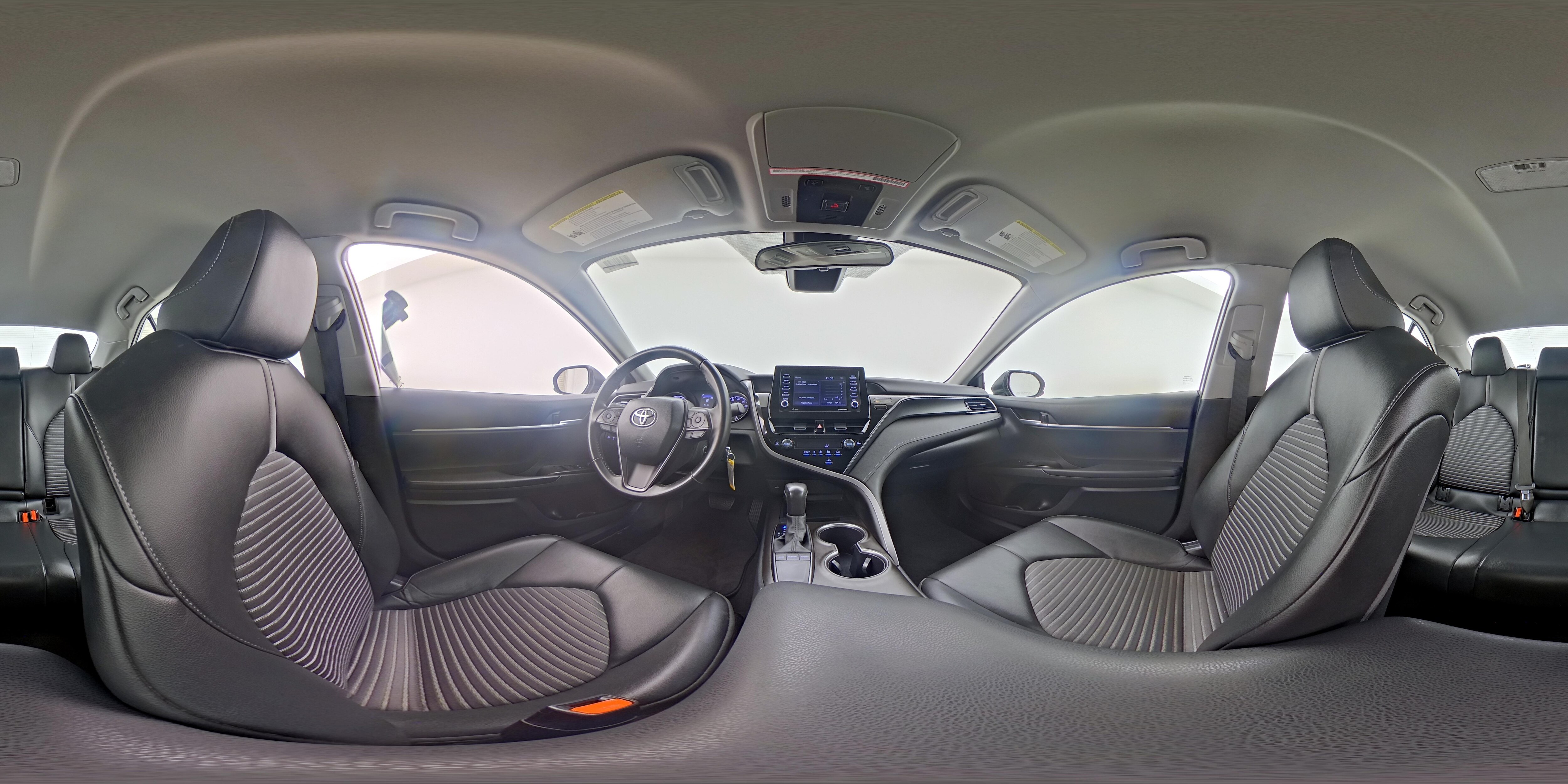 2023 Toyota Camry SE - Photo 24