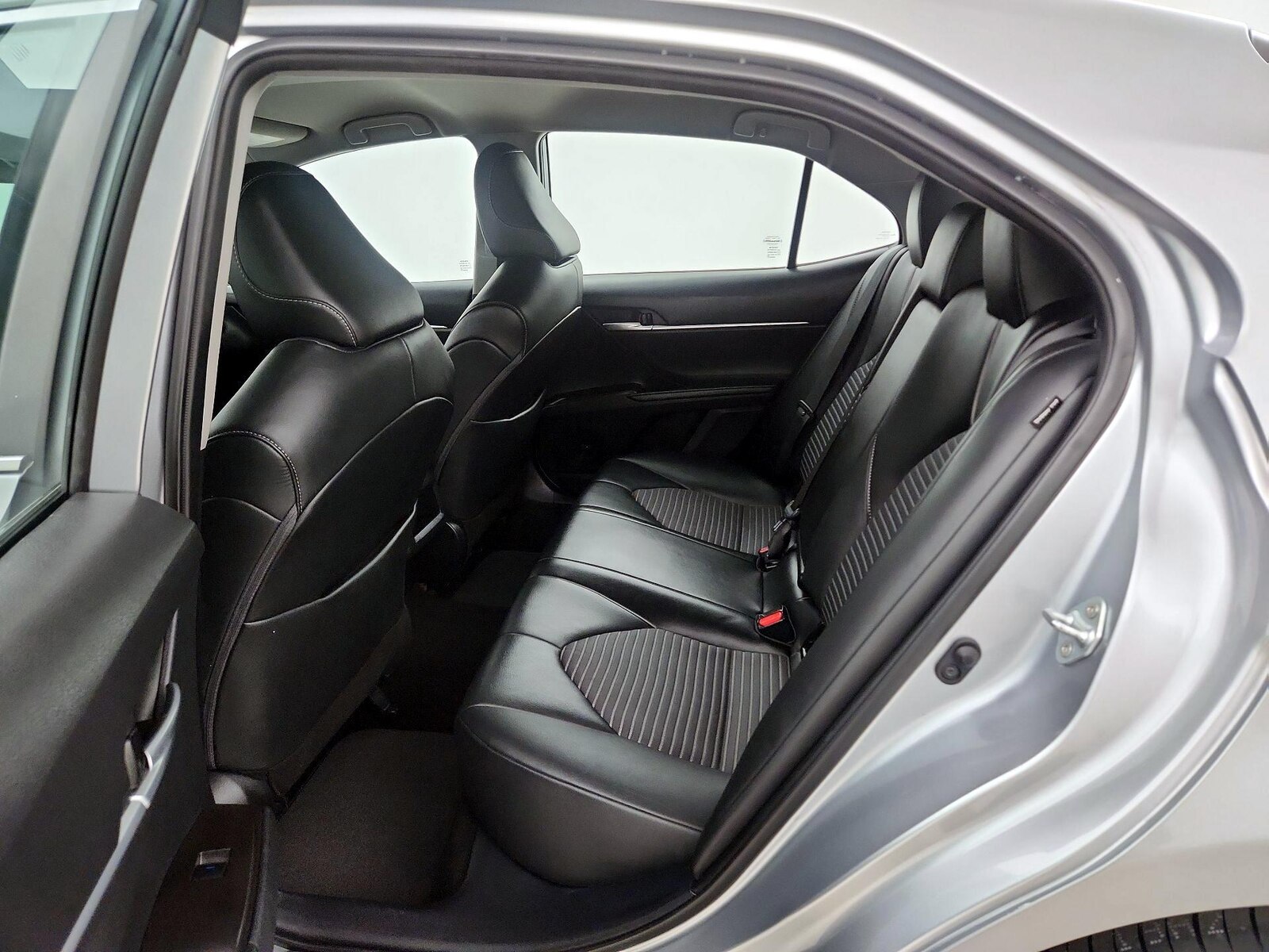2023 Toyota Camry SE - Photo 20