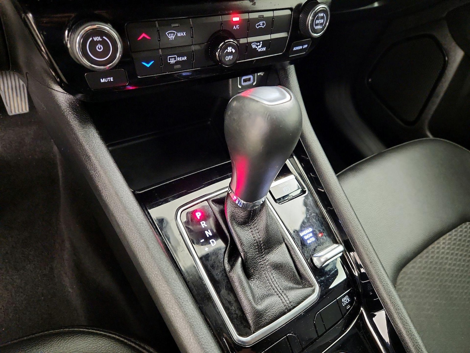 2024 Jeep Compass Latitude - Photo 18