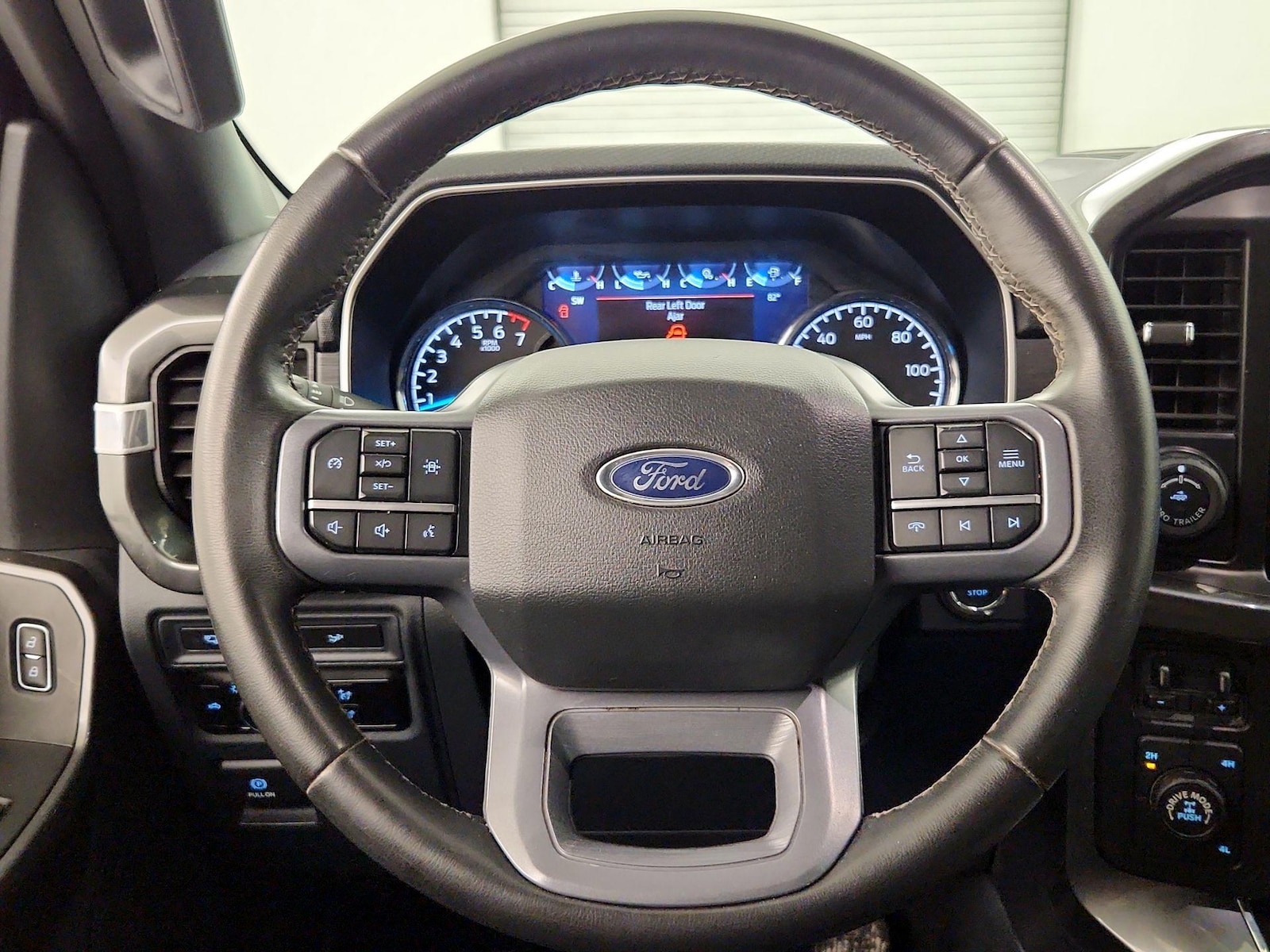 2023 Ford F-150 XLT - Photo 11