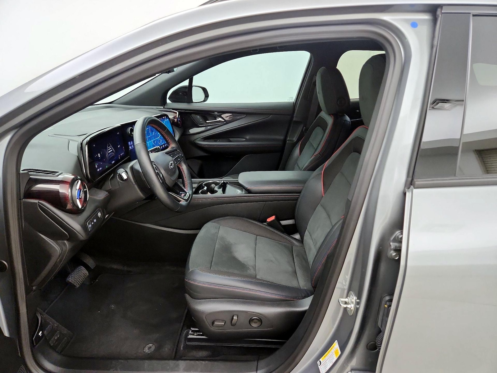 2024 Chevrolet Blazer EV RS - Photo 12