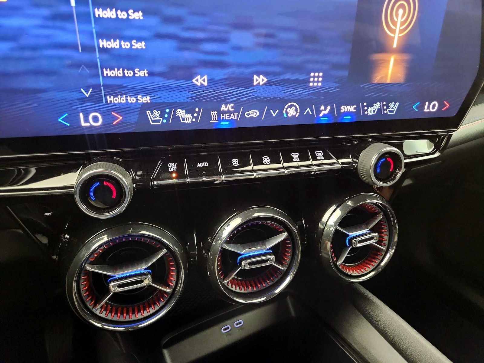2024 Chevrolet Blazer EV RS - Photo 17