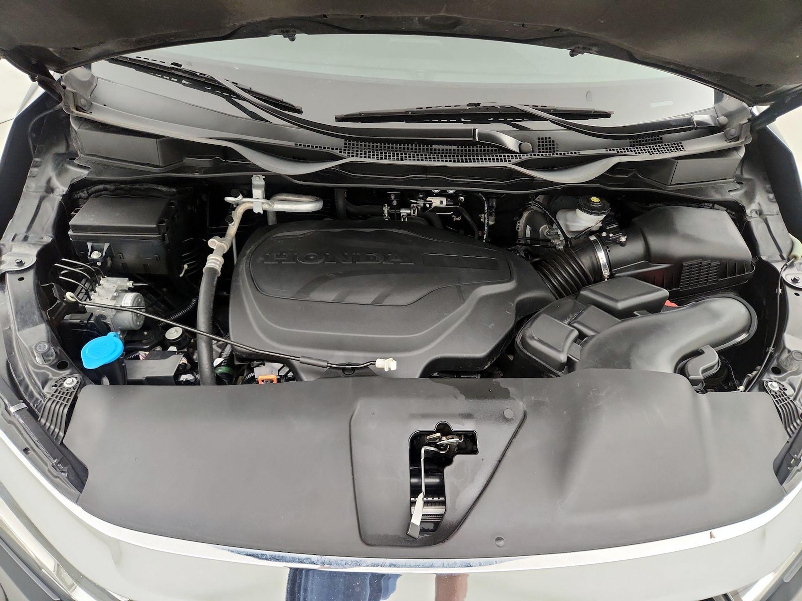 2022 Honda Odyssey Touring - Photo 25