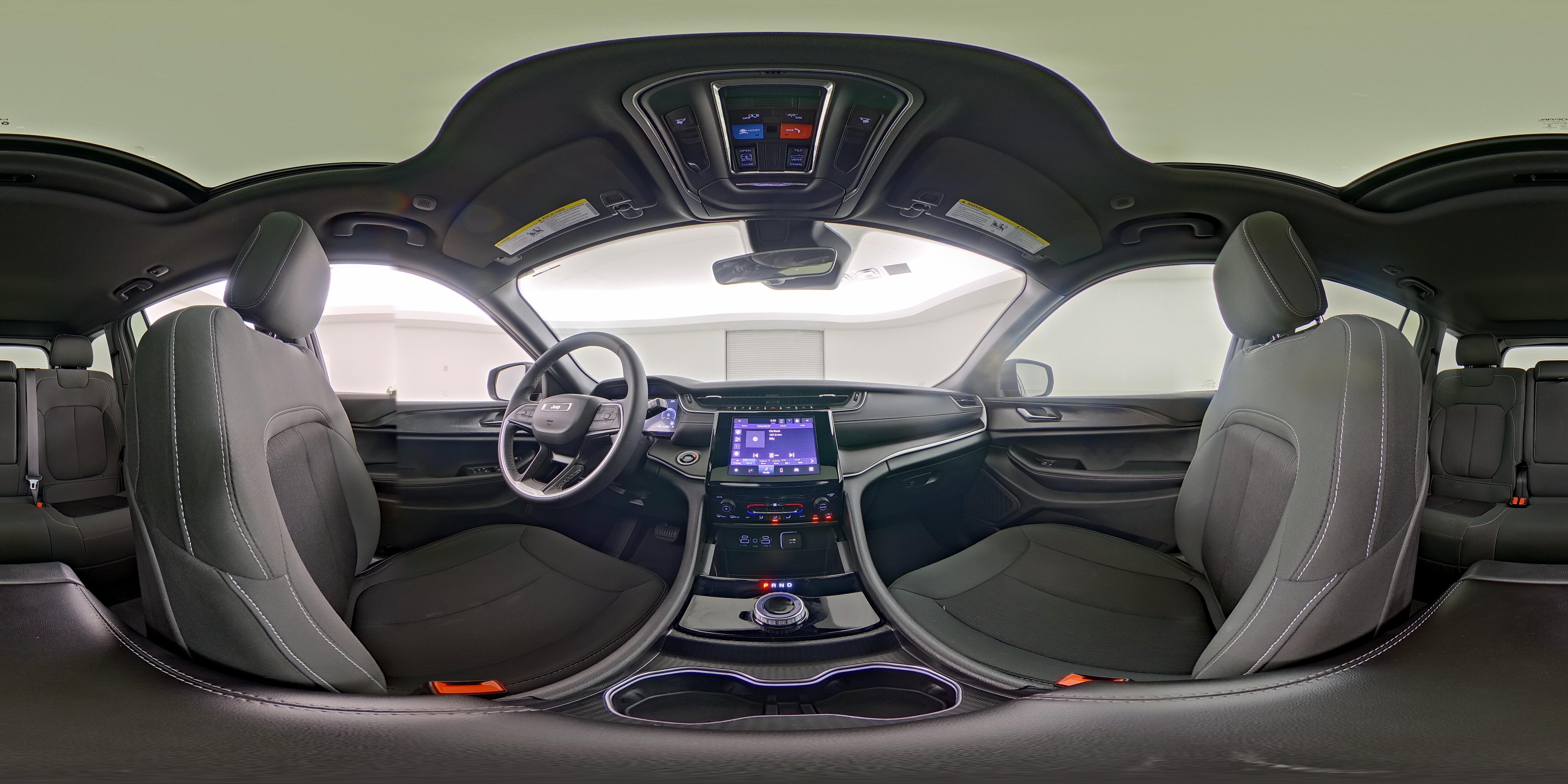2025 Jeep Grand Cherokee Laredo - Photo 24
