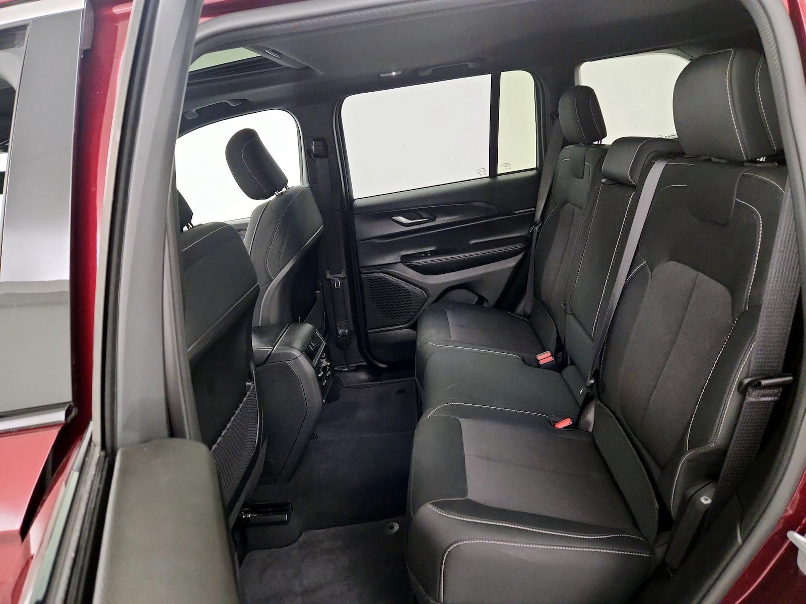 2025 Jeep Grand Cherokee Laredo - Photo 20