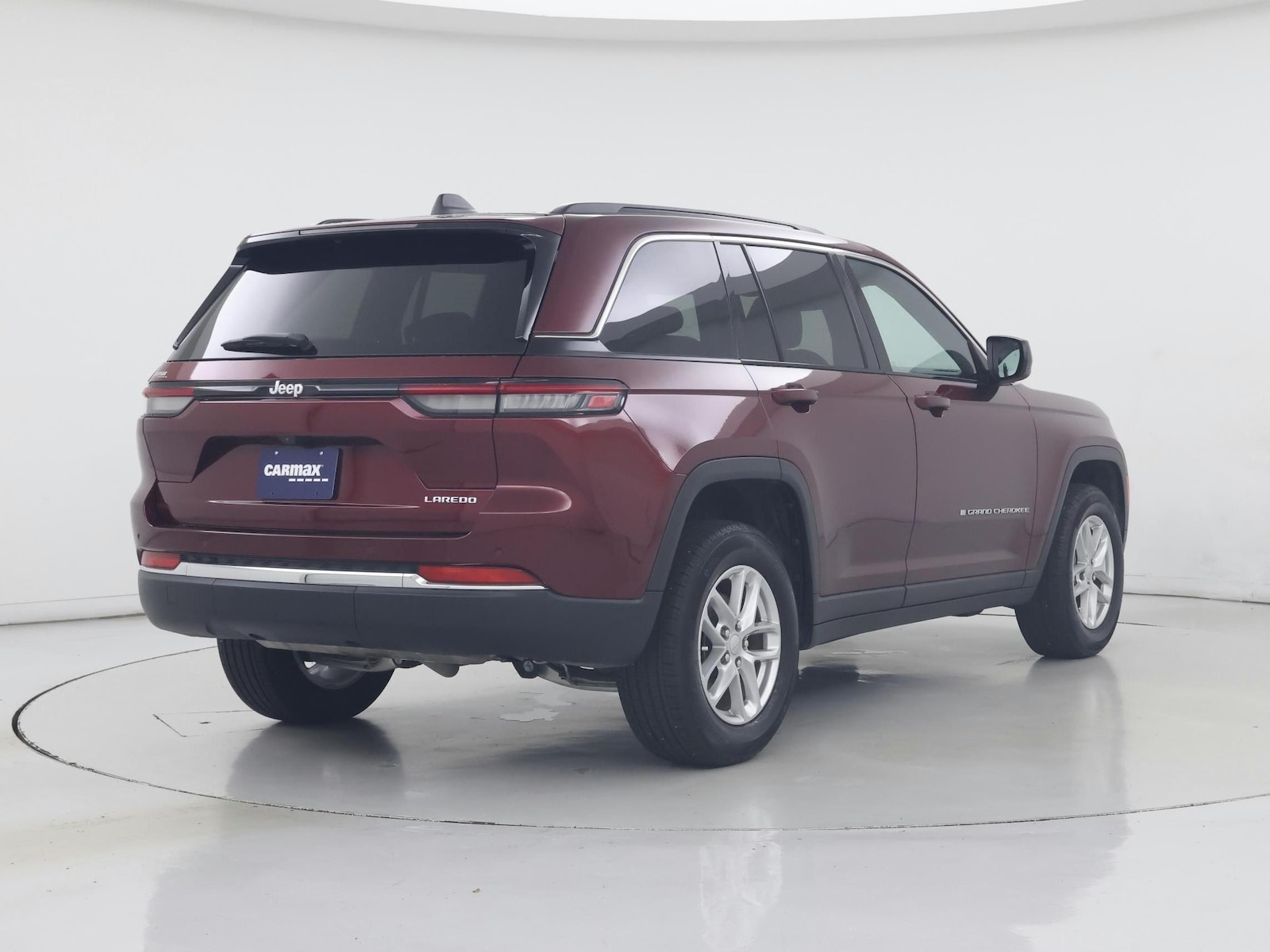 2025 Jeep Grand Cherokee Laredo - Photo 9