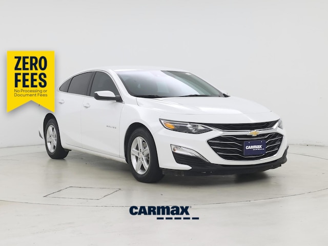 White 2024 Chevrolet Malibu Sedan Front-Wheel Drive Automatic
