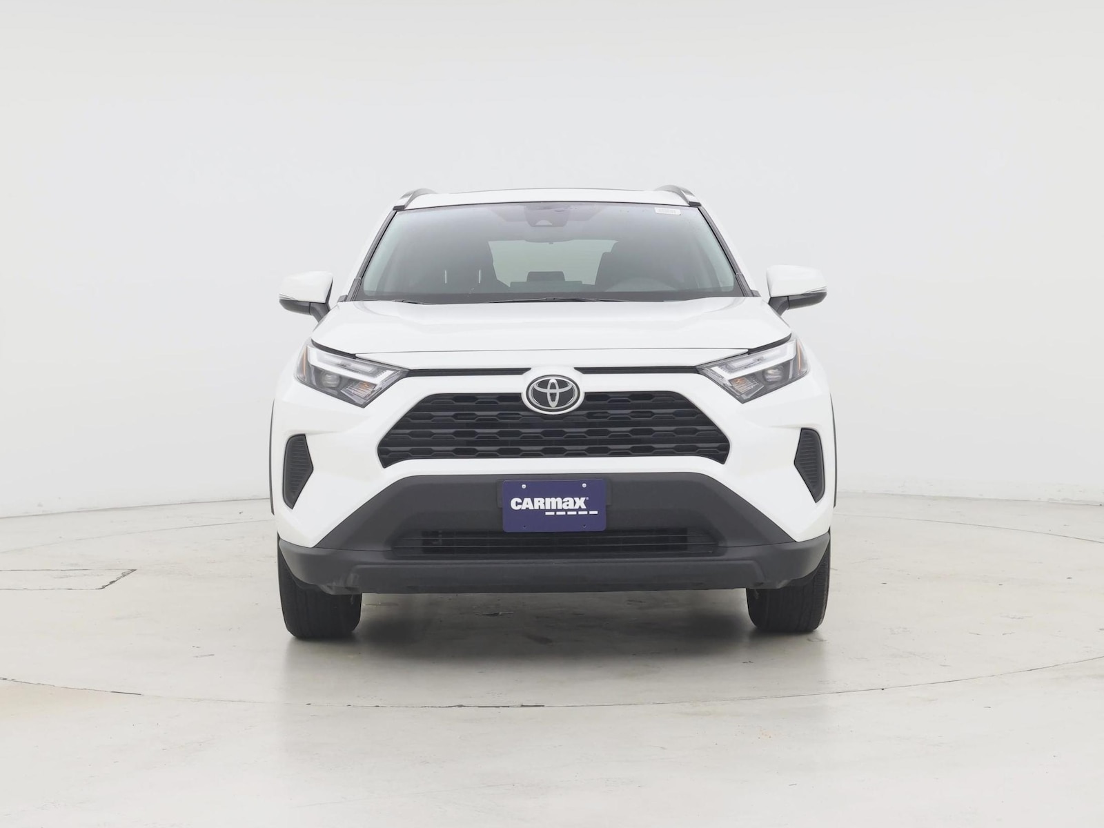 2025 Toyota RAV4 XLE - Photo 6