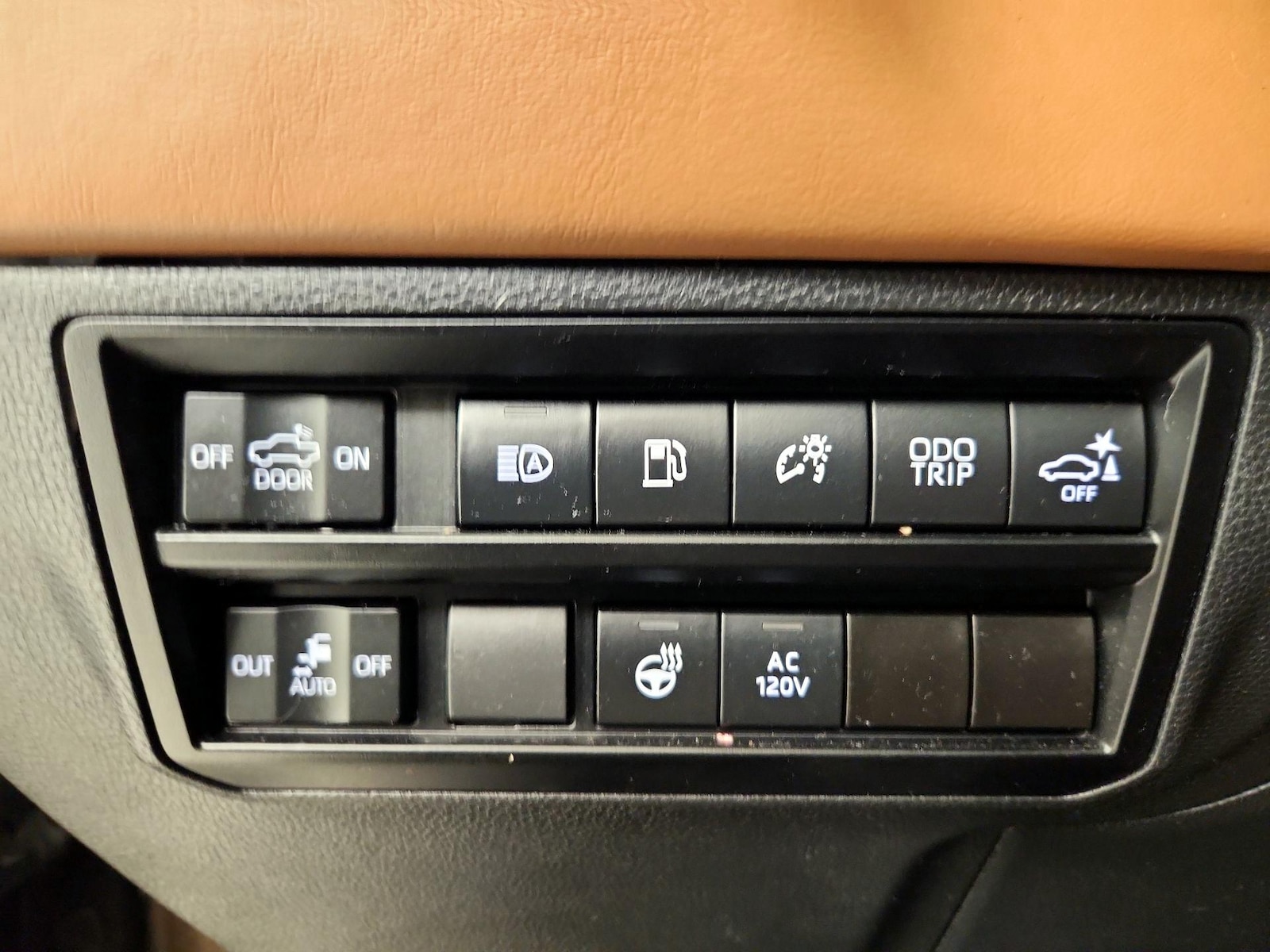 2024 Toyota Tundra 1794 Edition - Photo 14