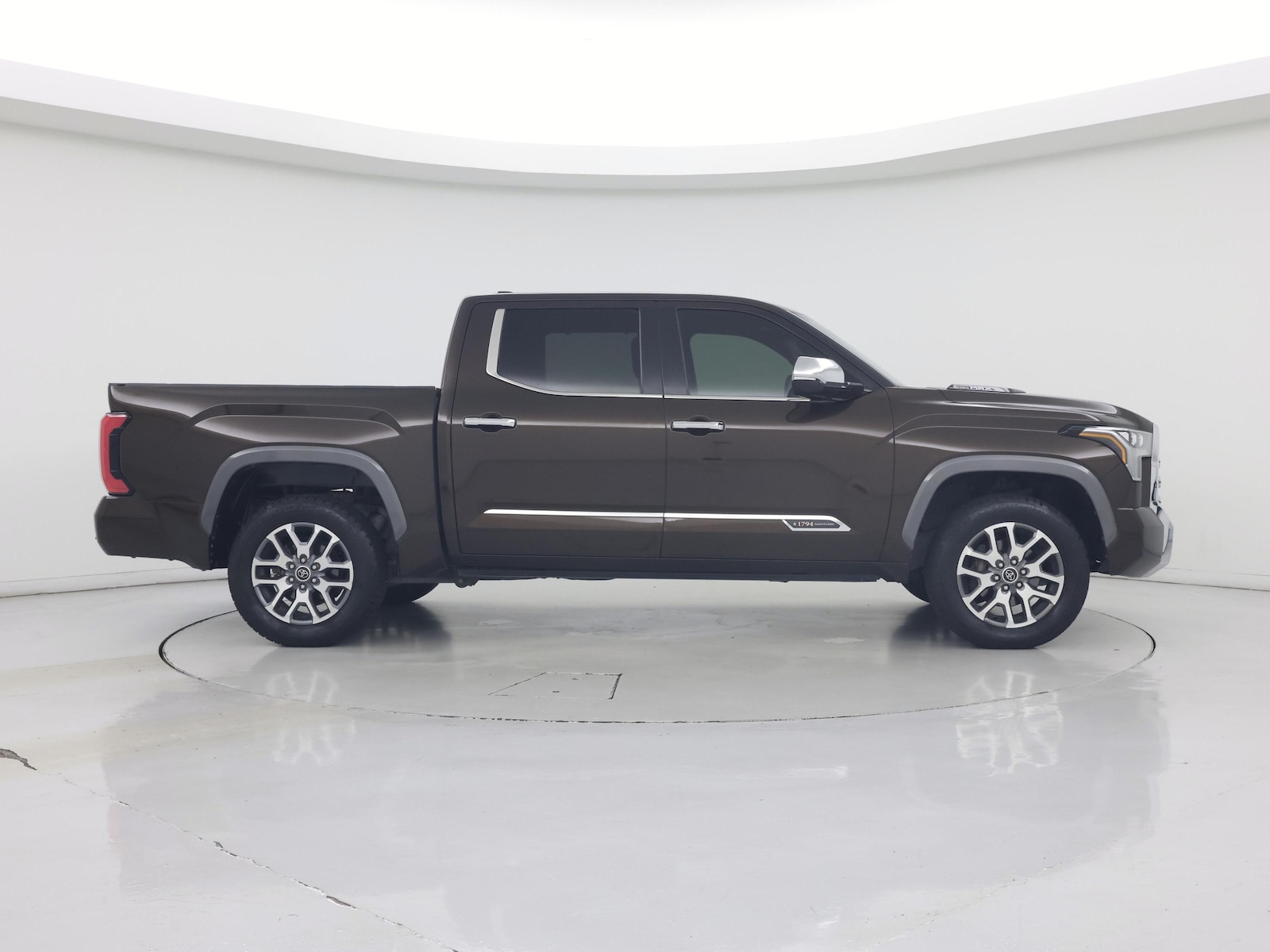 2024 Toyota Tundra 1794 Edition - Photo 8