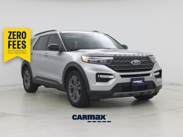 Silver 2023 Ford Explorer SUV / Crossover Rear-Wheel Drive Automatic