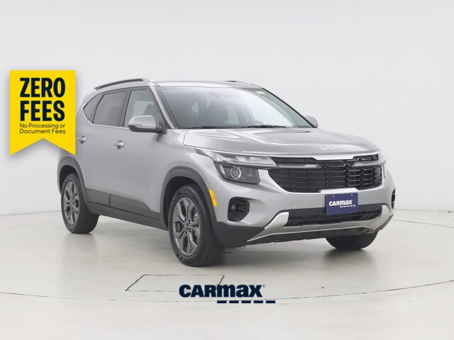 Gray 2024 Kia Seltos SUV / Crossover Front-Wheel Drive Automatic