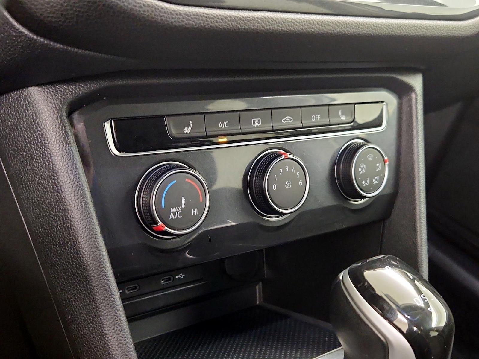 2023 Volkswagen Tiguan S - Photo 16